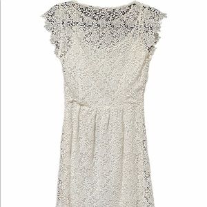 ZARA BASIC WHITE FLOWER SHORT DRESS